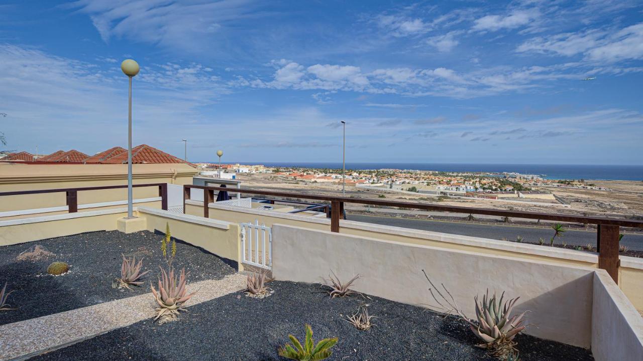 Private Terrace Home - Parking - Pool Caleta De Fuste Ngoại thất bức ảnh